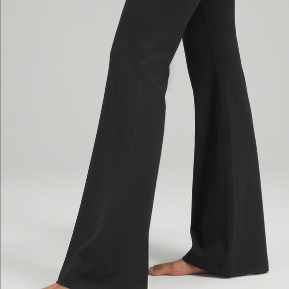 lululemon athletica Nulu Groove Pant Flare - Picture 2 of 8